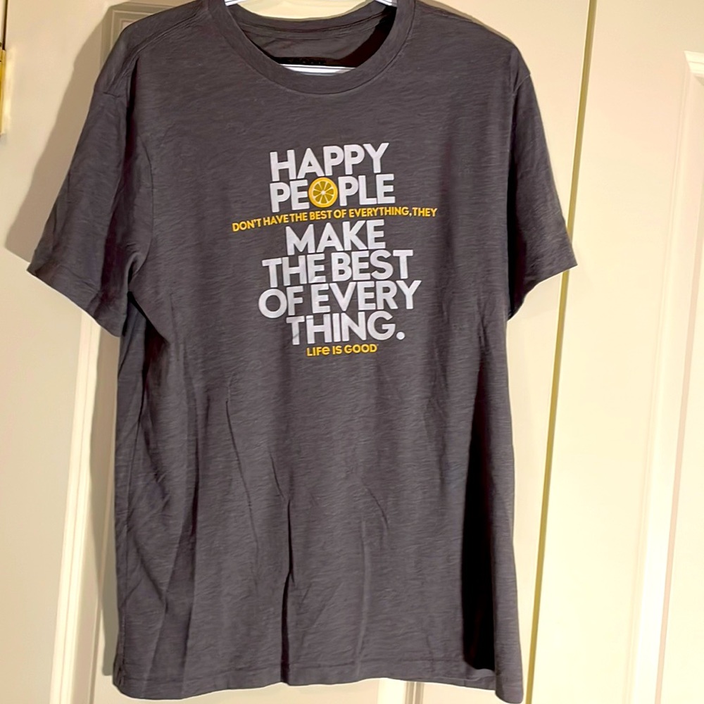 Life is Good (brand) Men’s Medium Gray short sleeve t shirt